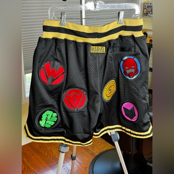 GORGEOUS MARVEL SHORTS!!! - Picture 7 of 7